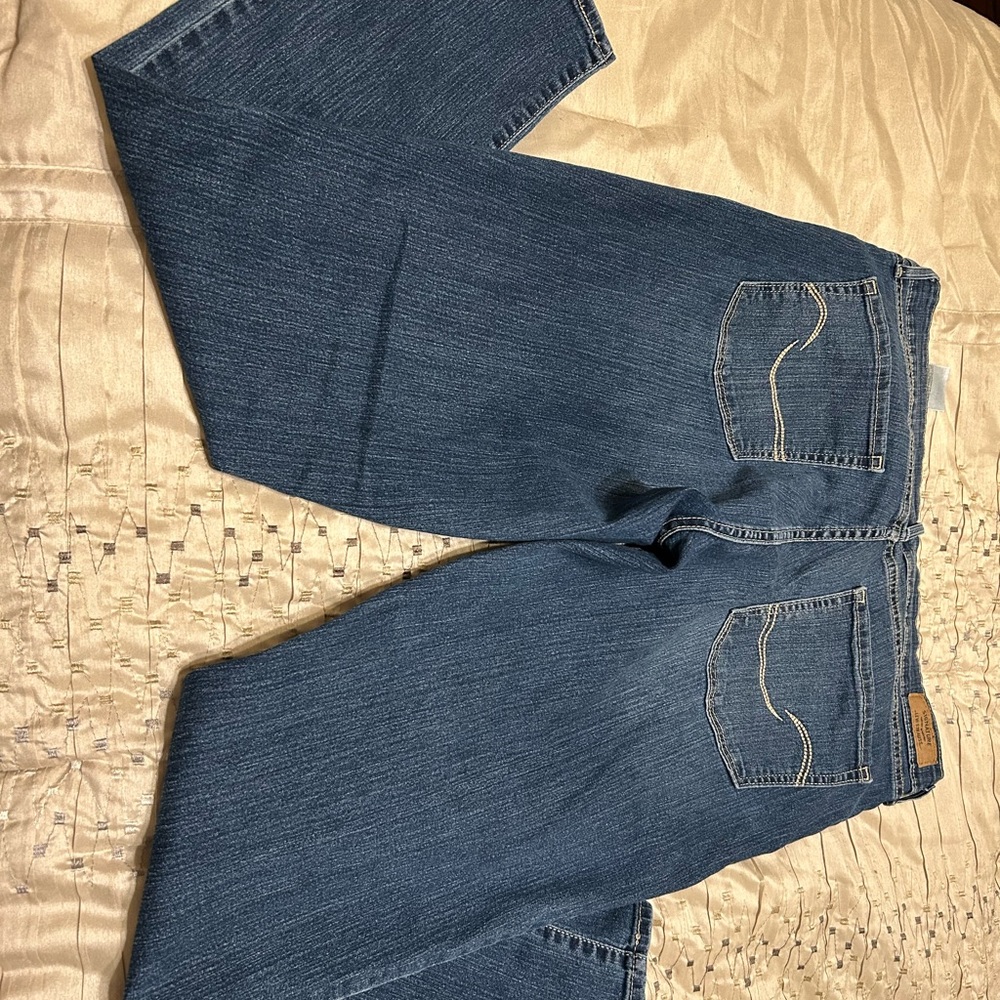 Signature by Levi Strauss Dark Blue Jeans women’s 34x32